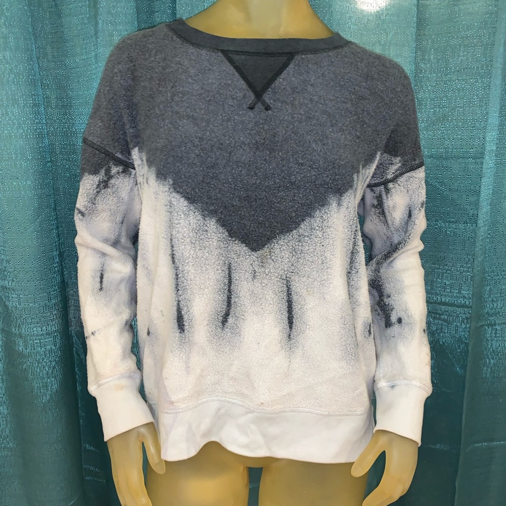 American Eagle Crewneck Sweater